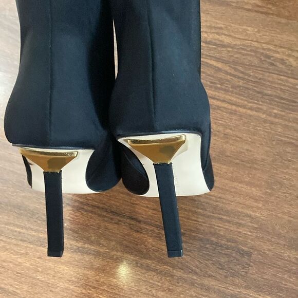 Good American Sleek Black Heeled Boots - Picture 6 of 8